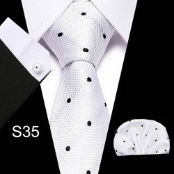 S35
