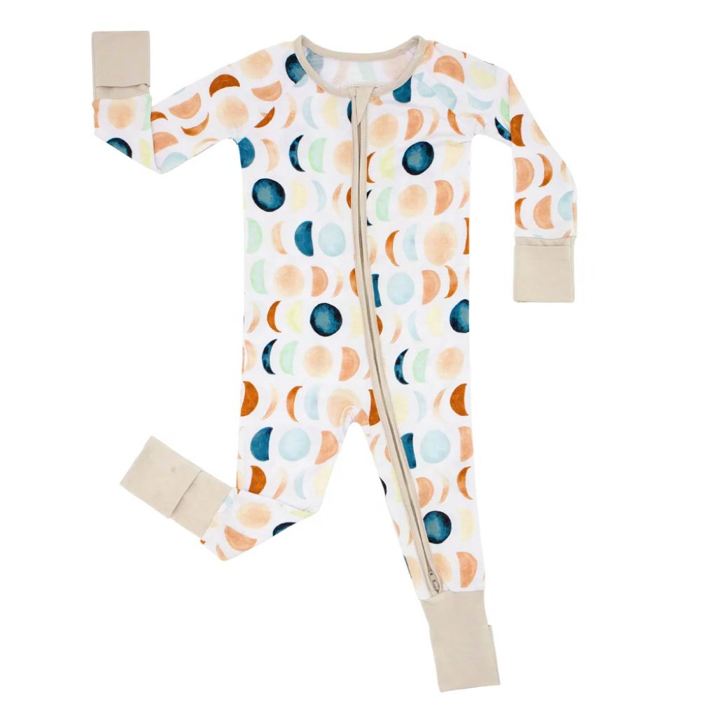 Hot sale Organic Bamboo Nursery Matching Newborn Sleepwear sets Custom printed gown zippy pajamas for baby