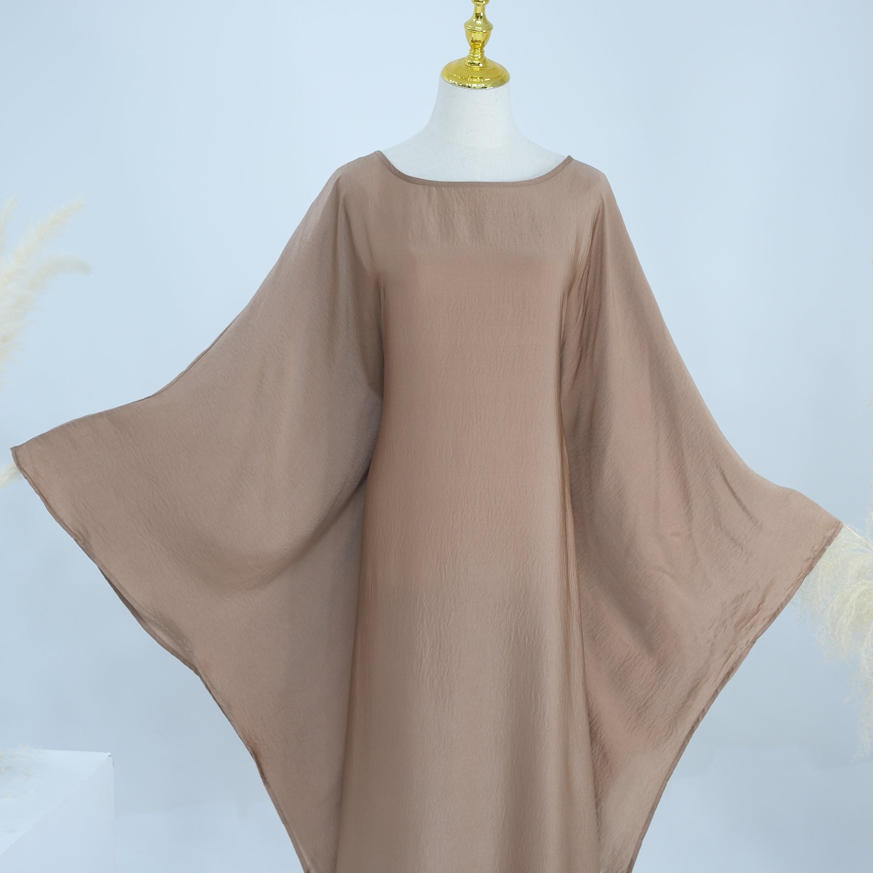 Loriya New Design Abaya Dubai Style Solid Color Closed Abaya Muslim Women's Dresses with Inside Tie Belt Silk Dress Modest Dress