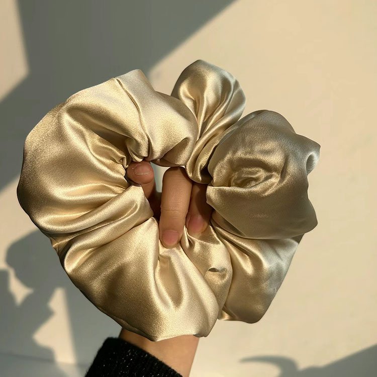 new design heatless hair curls custom logo PP cotton filling oversized scrunchy 100% mulberry silk pillow scrunchie