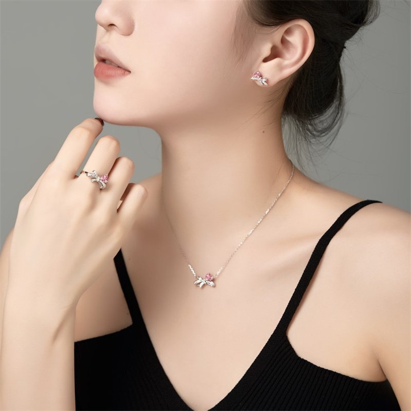 Dropshiping Fine Jewelry Valentine's Day Gifts S925 Silver Sparkle 5A Cubic Zirconia Diamond Bowknot Bowtie Shape RingsJewellery