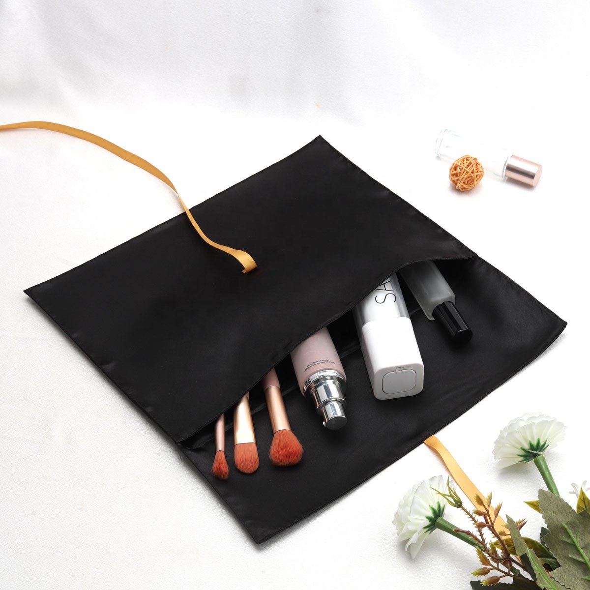 Luxury Black Satin Hair Wig Extension Packing Envelope Bag With Tie Custom Logo Printed Silk Pouch Swimwear Dust Silk Satin Bag