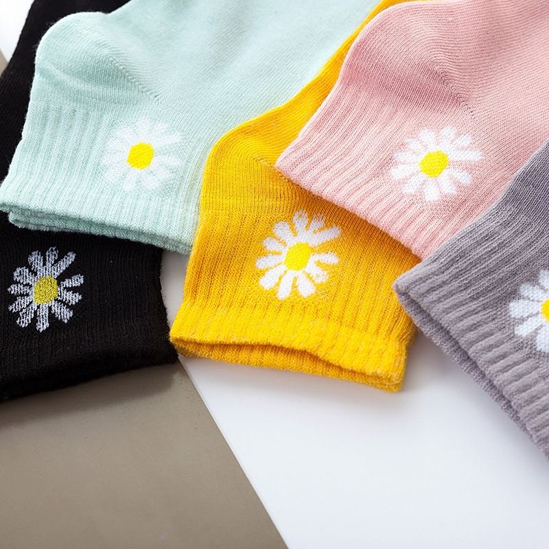 Factory Direct Sales Women Korean Style Little Daisy Preppy All-Match Japanese Cute Boat Ins Summer Socks