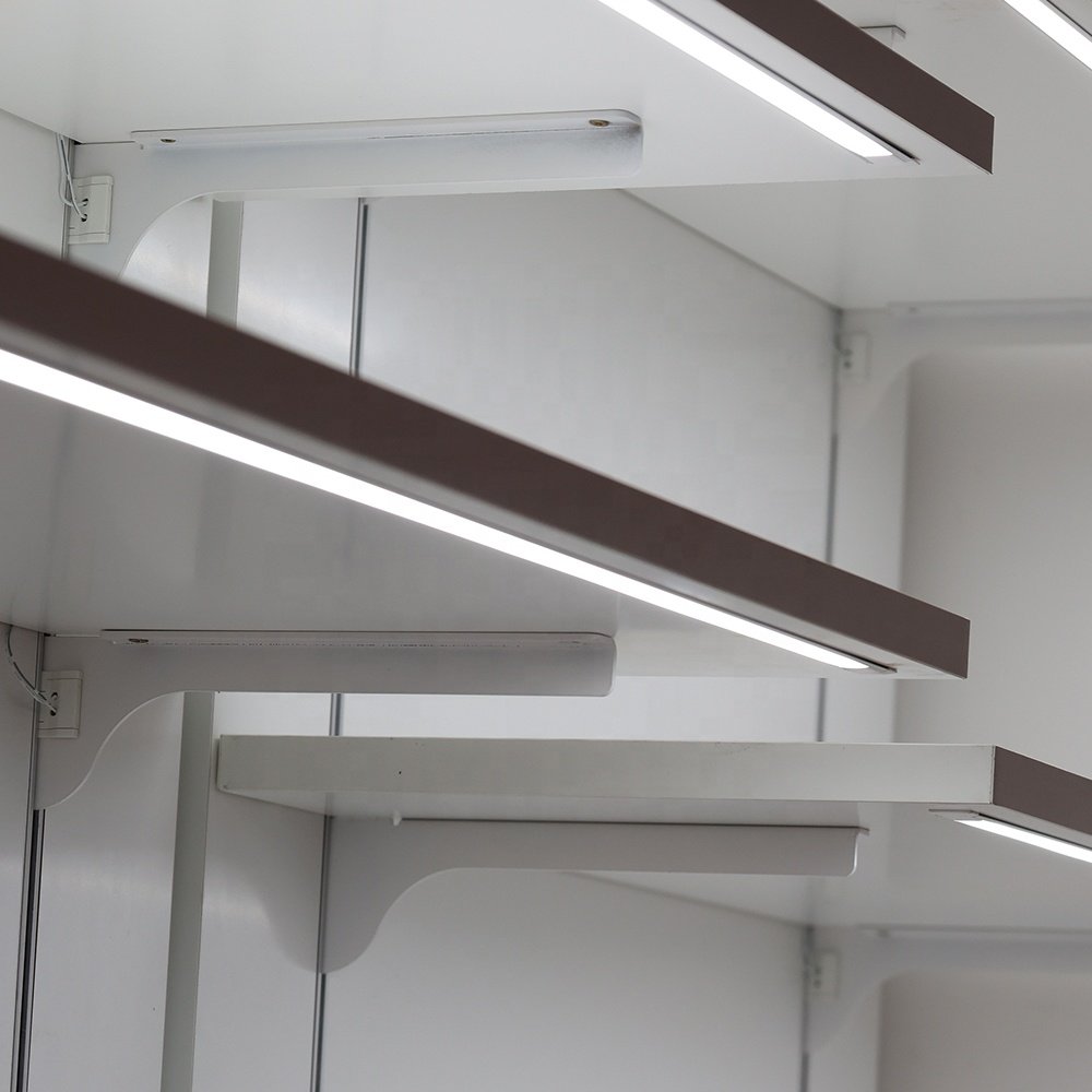 Installation of rack lighting socket power supply LED connector rail plug for power rail power supply