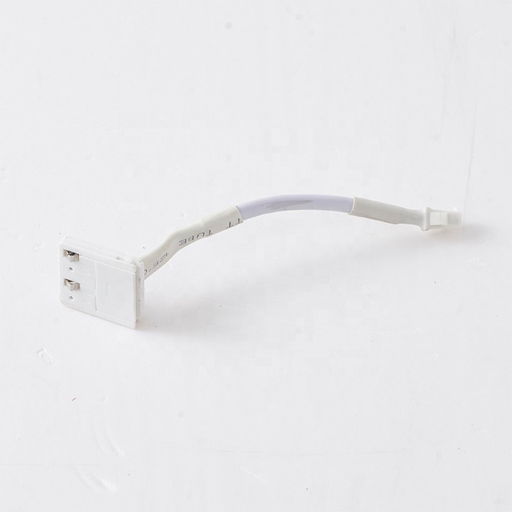 Installation of rack lighting socket power supply LED connector rail plug for power rail power supply