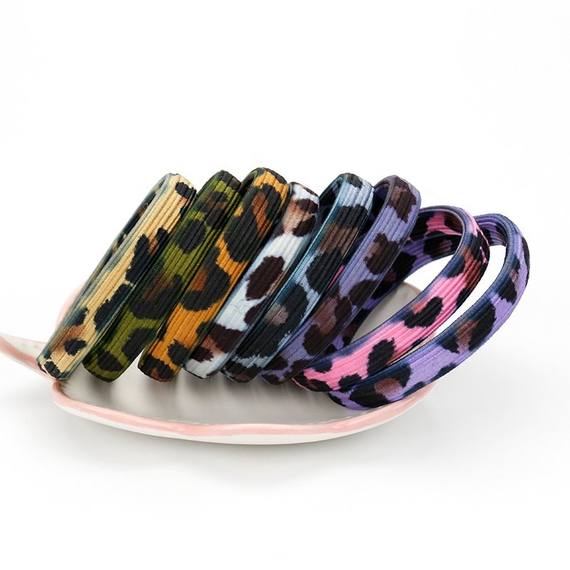 Ins Hot Selling Women Leopard Print Flat Design Style Hair Ties Hair Scrunchies Bracelets and Hair Decoration