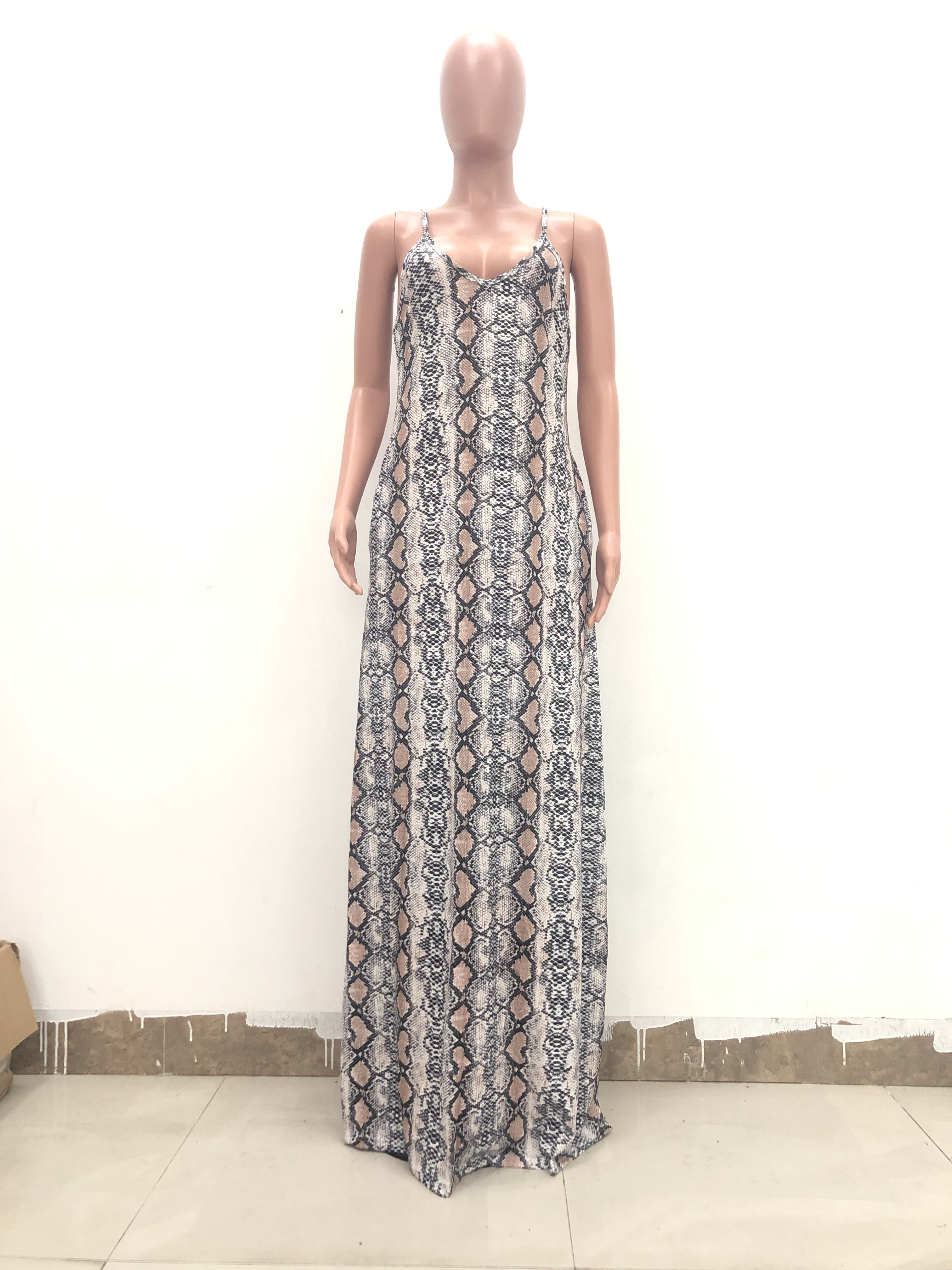 Best Seller New Arrivals Colorful Summer Women Sexy Casual Maxi Dresses Spaghetti Strap Stripped Floor Length Long Sundress