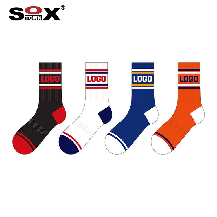 2022 Low MOQ Design Custom Logo Men Sport Dress Causal Christmas Style No Show Ankle Crew Socks