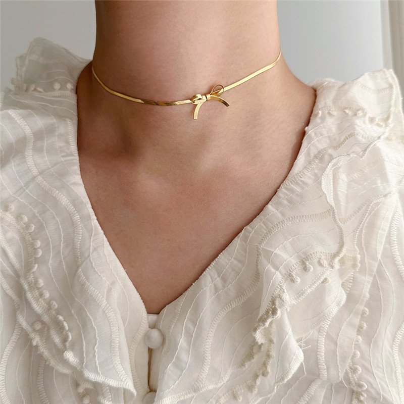 Stylish Jewelry 18K Gold Plated Stainless Steel Jewelry Fashion Snake Chain Love Bow Knot Necklace for Women