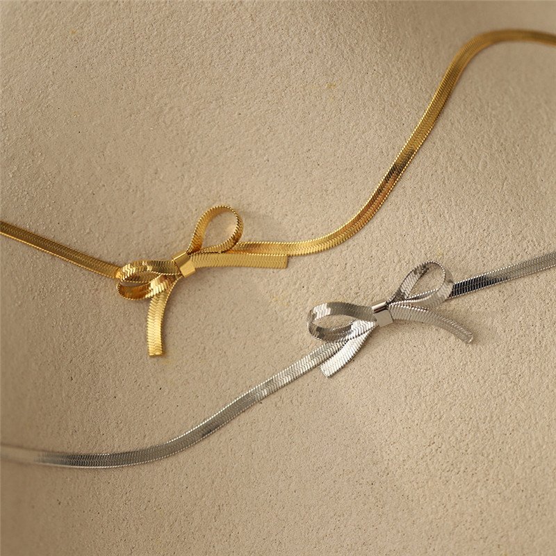 Stylish Jewelry 18K Gold Plated Stainless Steel Jewelry Fashion Snake Chain Love Bow Knot Necklace for Women