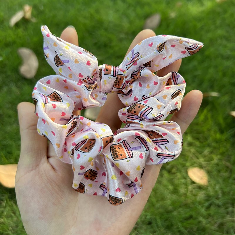 Wholesale Custom Pattern Cute Elastic Hair Ties Scrunchies Christmas Silk Satin Large Hair Tie Scrunchies