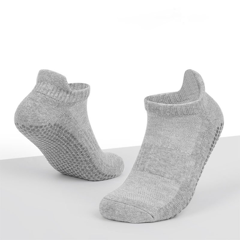 Adhesive non-slip yoga socks Pilates boat socks