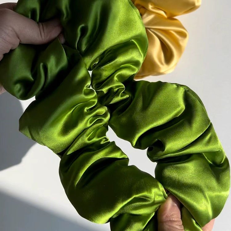 2024 new arrival elastic hair bands curly hair PP cotton filled large silk pillow scrunchie scrunchy silk scrunchies