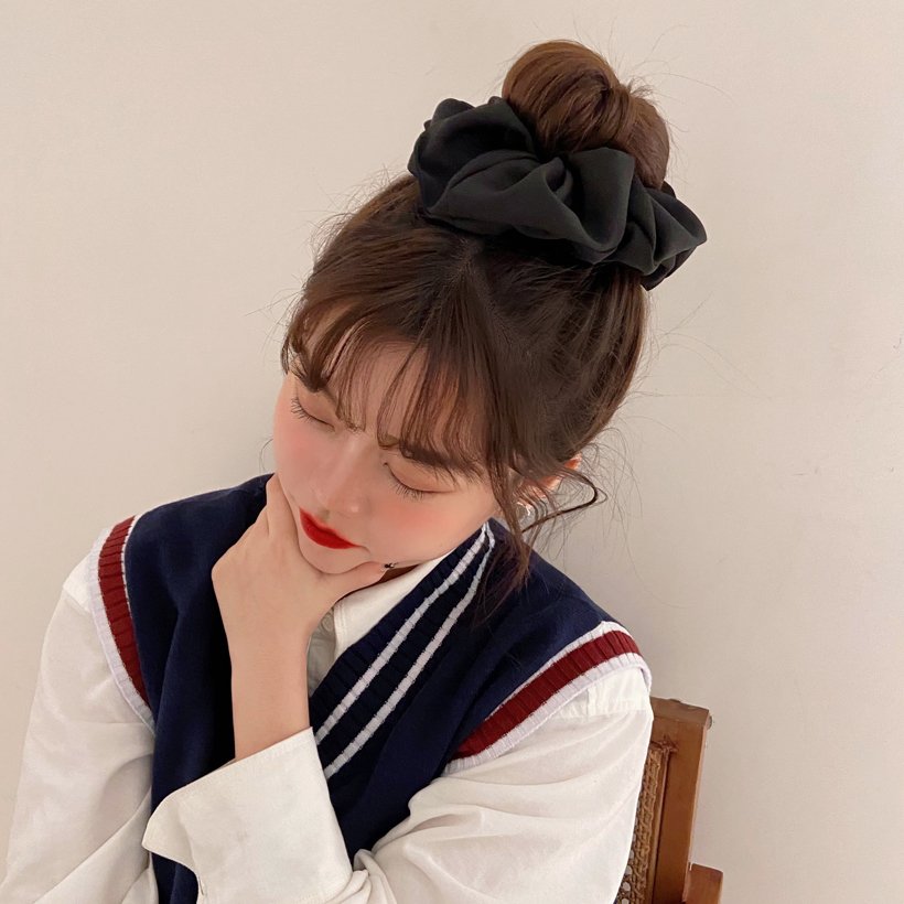 Custom Oversized Black Satin Hair Designer Scrunchies Famous Brands Hair Ties Packaging Sets Ladies Elastic Hair Bands for Women