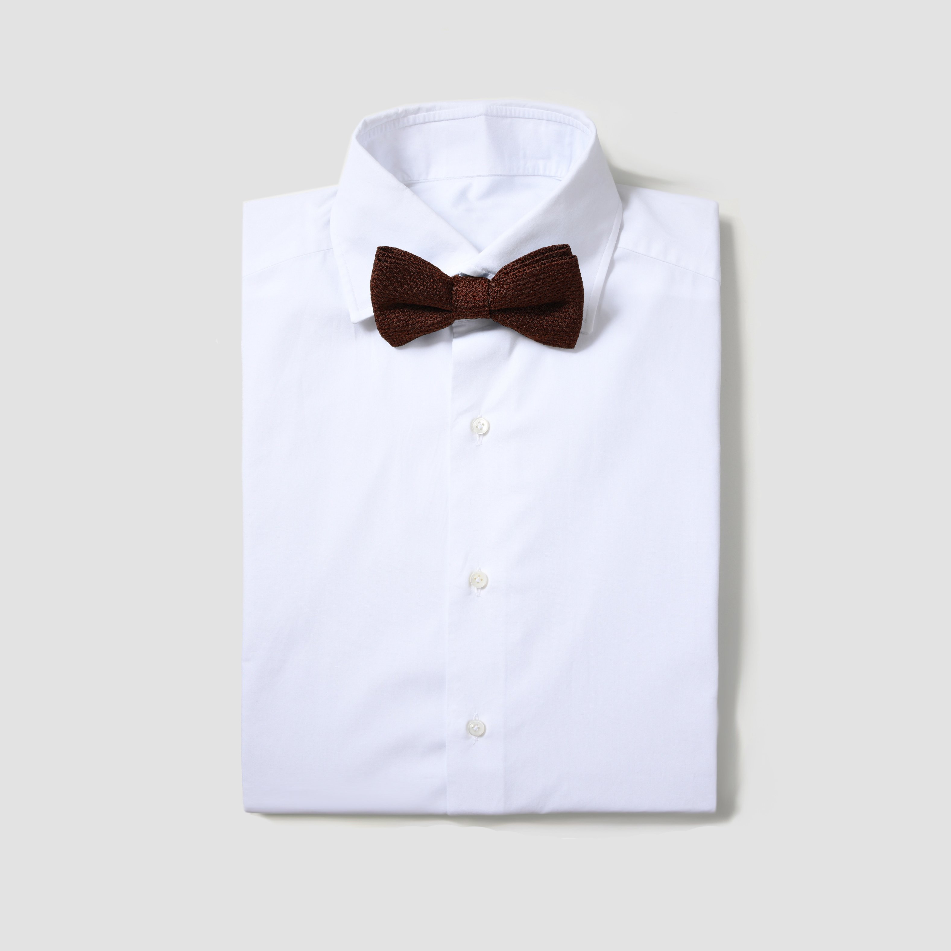 Luxurious Regal Bow Tie - Premium Italian Linen, Handcrafted Quality - Perfect for Special Occasions