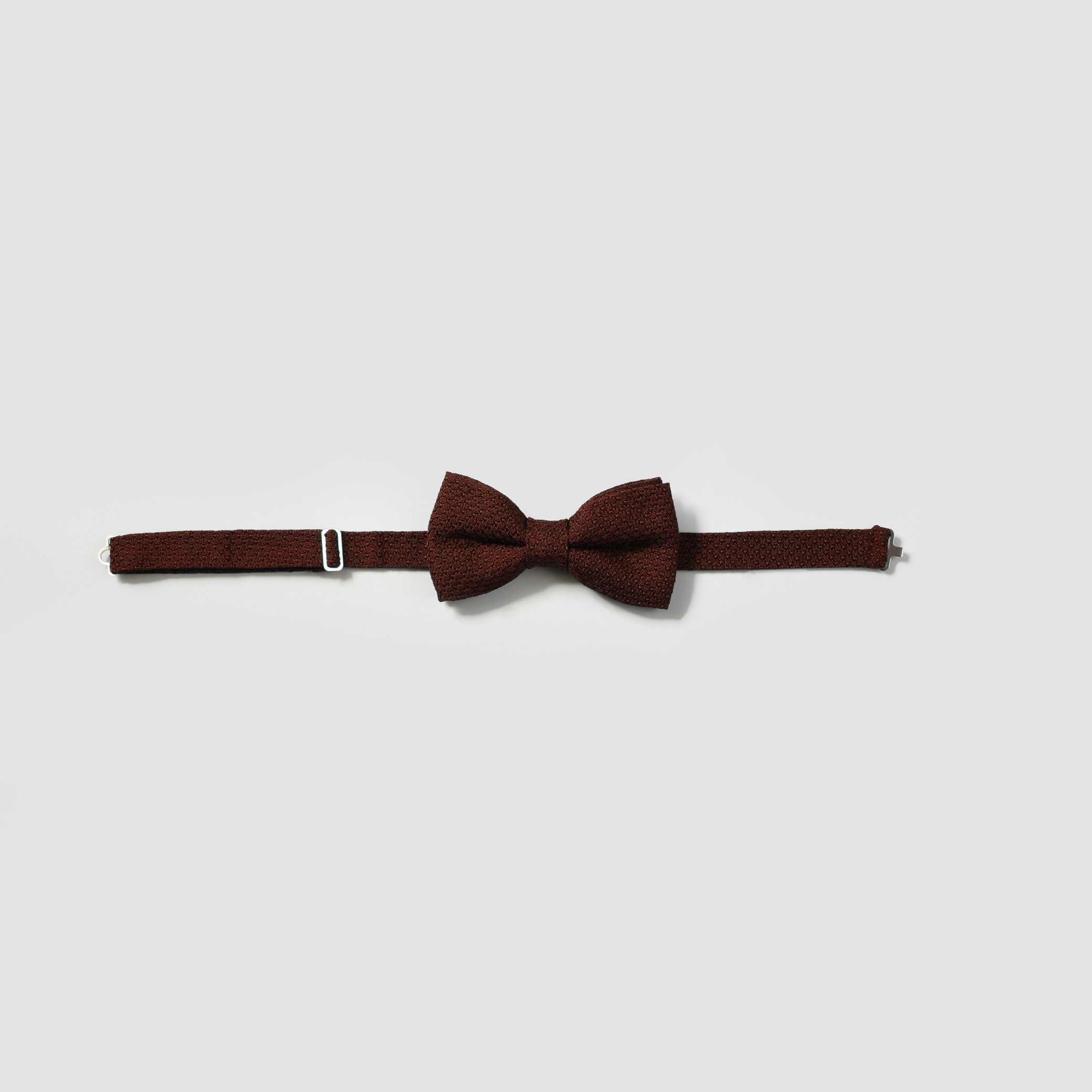 Luxurious Regal Bow Tie - Premium Italian Linen, Handcrafted Quality - Perfect for Special Occasions