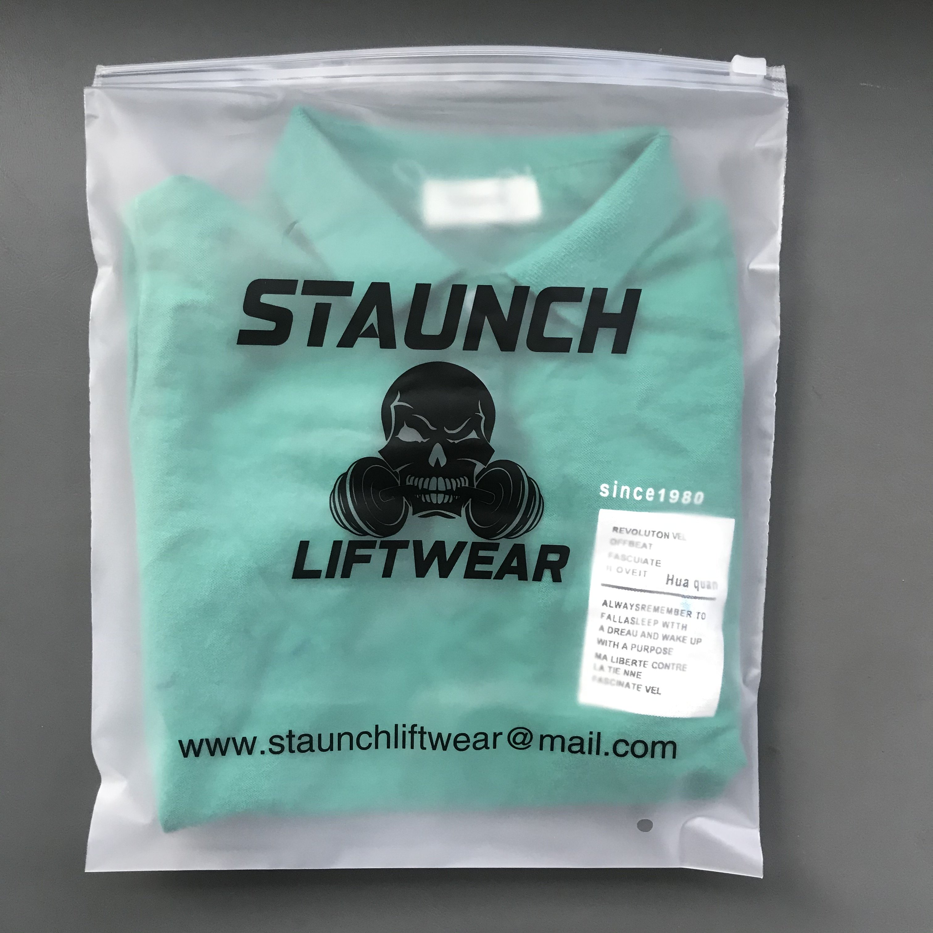 Hot Selling Product T Shirt Packing Zipper Bag Custom Own Logo Zipper Bag Frosted Plastic Packaging Bag