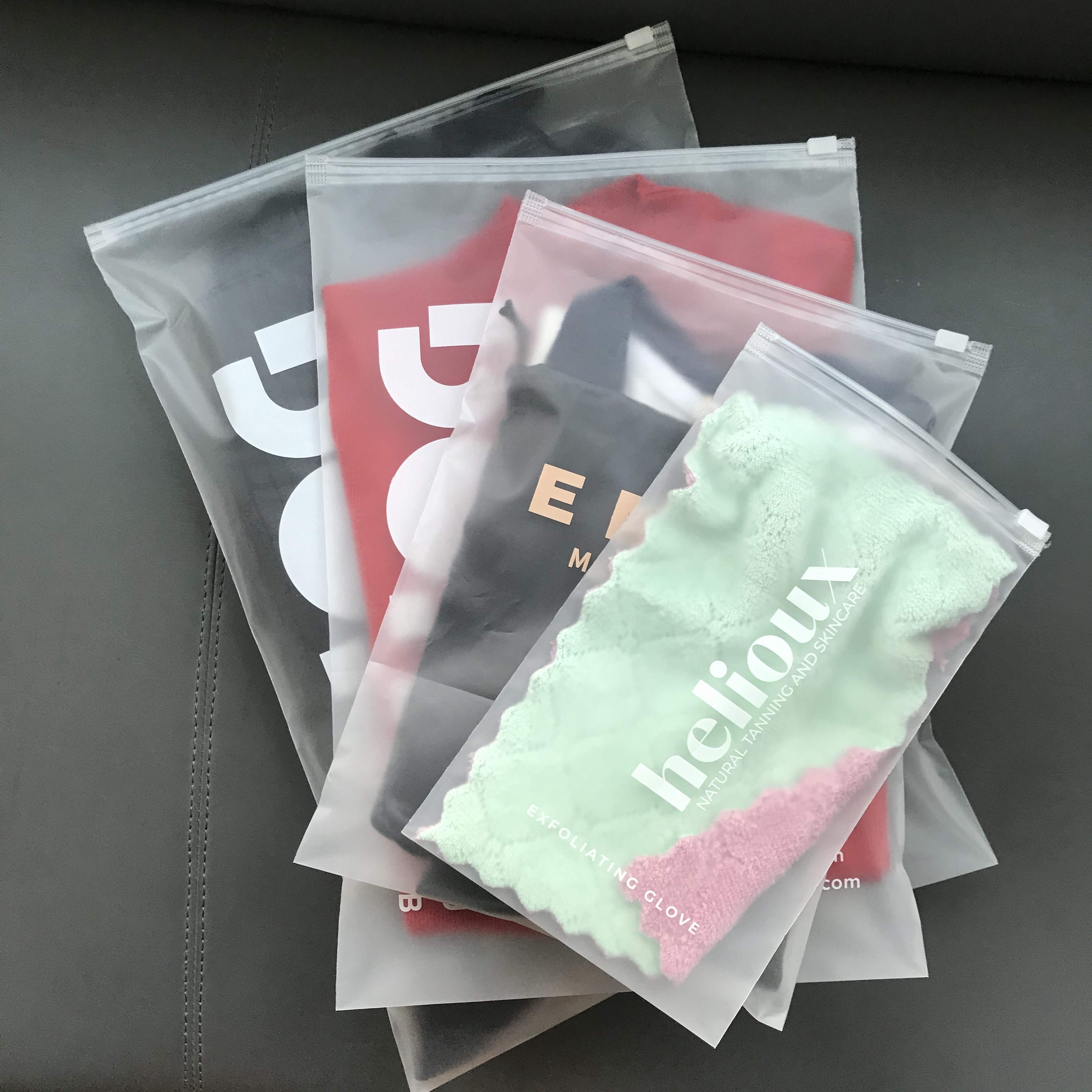 Hot Selling Product T Shirt Packing Zipper Bag Custom Own Logo Zipper Bag Frosted Plastic Packaging Bag