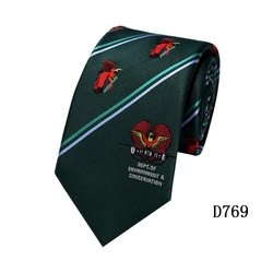 D769