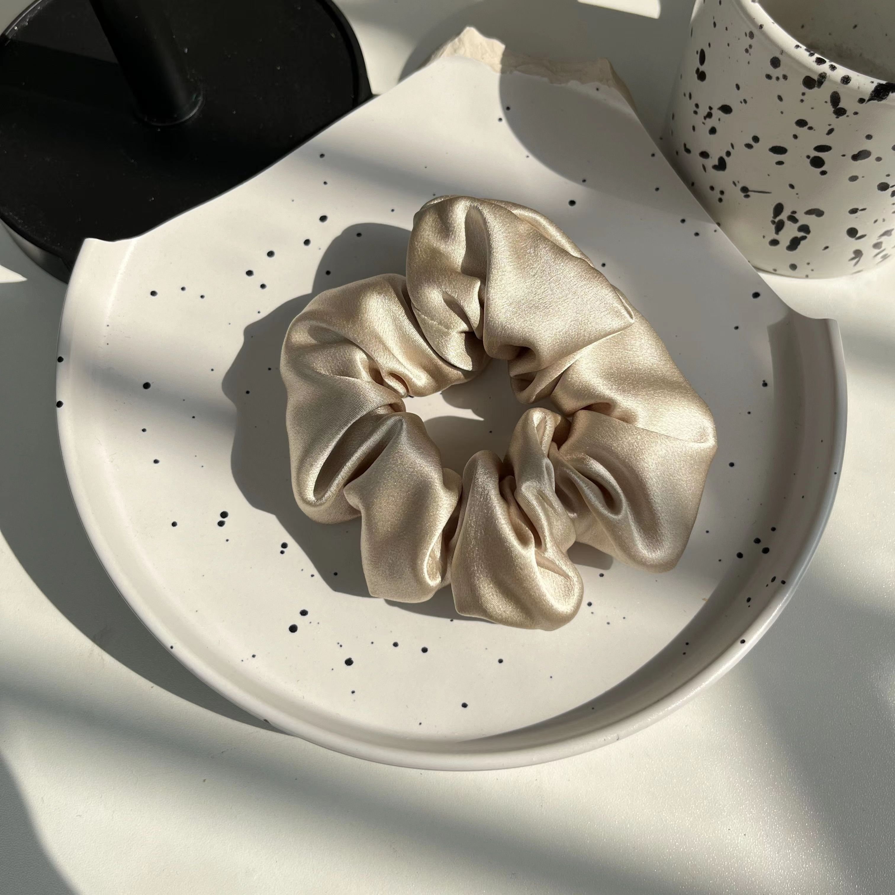 Custom New Set of Pure Color Silk Elastic Hair Bands Scrunchies Hairband Scrunchy with Elastic Hair Tie Head Rope Cloth