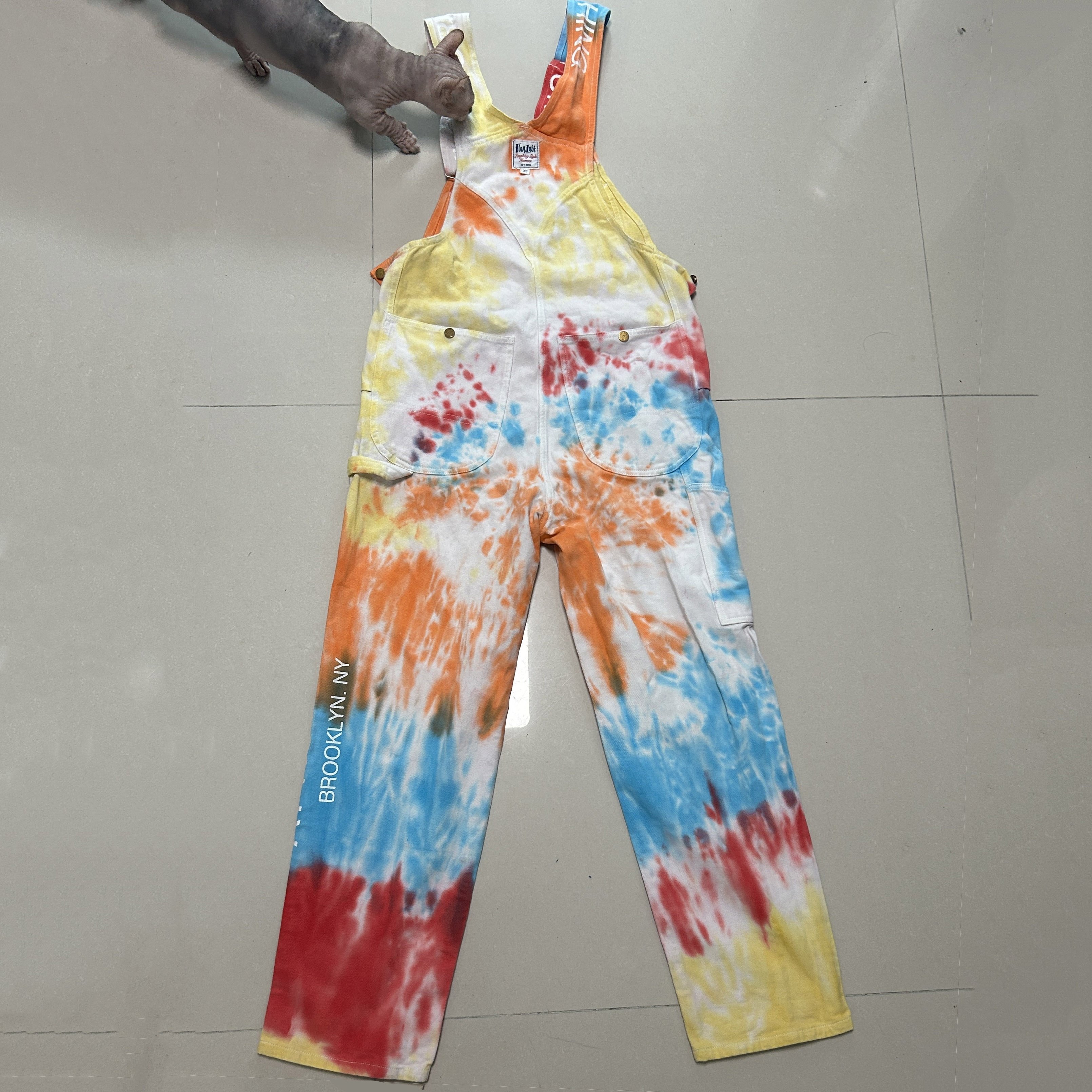 In stock fast delivery men's tie dye overalls fashionable street style overalls men women denim dungarees