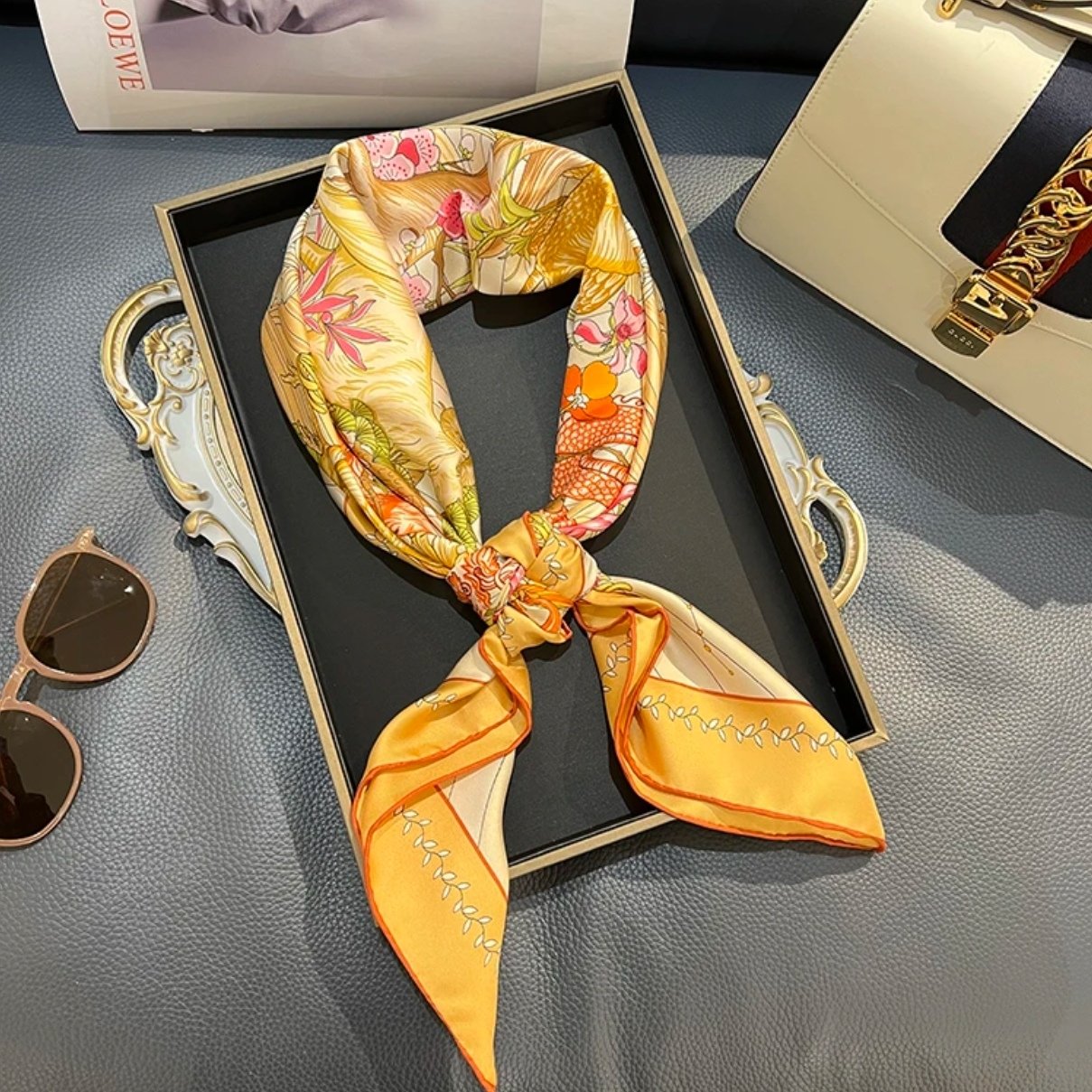 16MM 100% Silk Digital Print Reversible Scarf 88*88CM