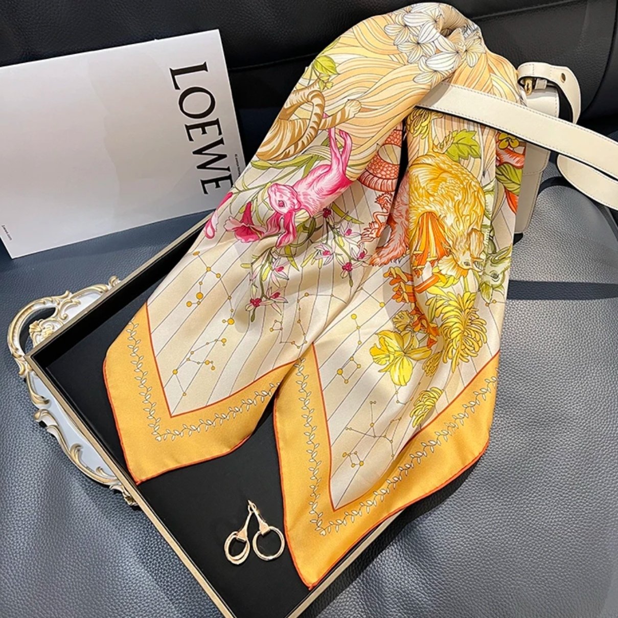 16MM 100% Silk Digital Print Reversible Scarf 88*88CM