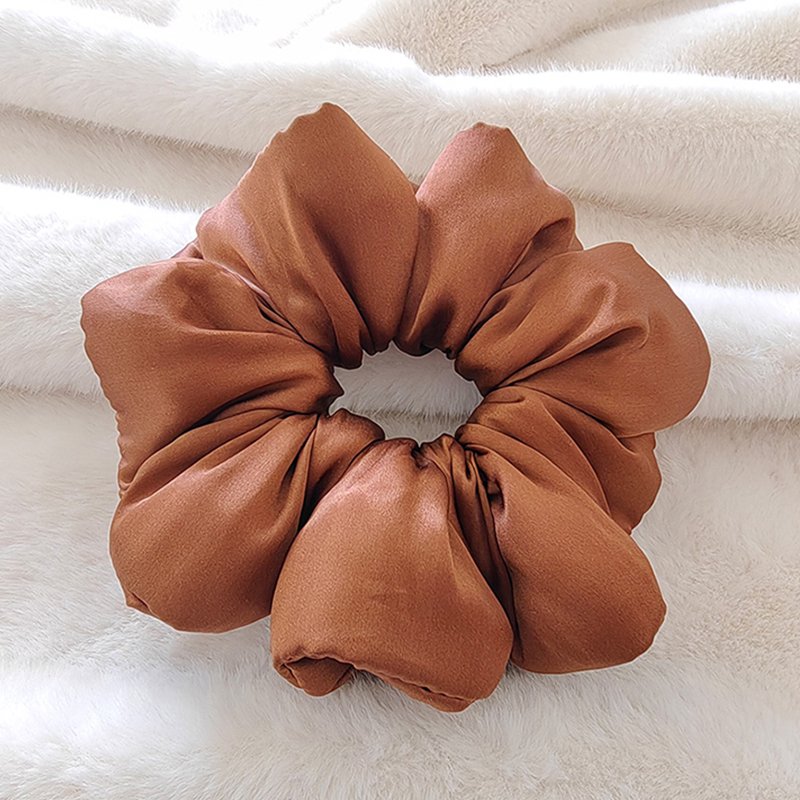 Wholesale Hot Sale Satin Silk Sleep Pillow Scrunchies Stuffing Cotton Without Tugging Or Snagging For Girls