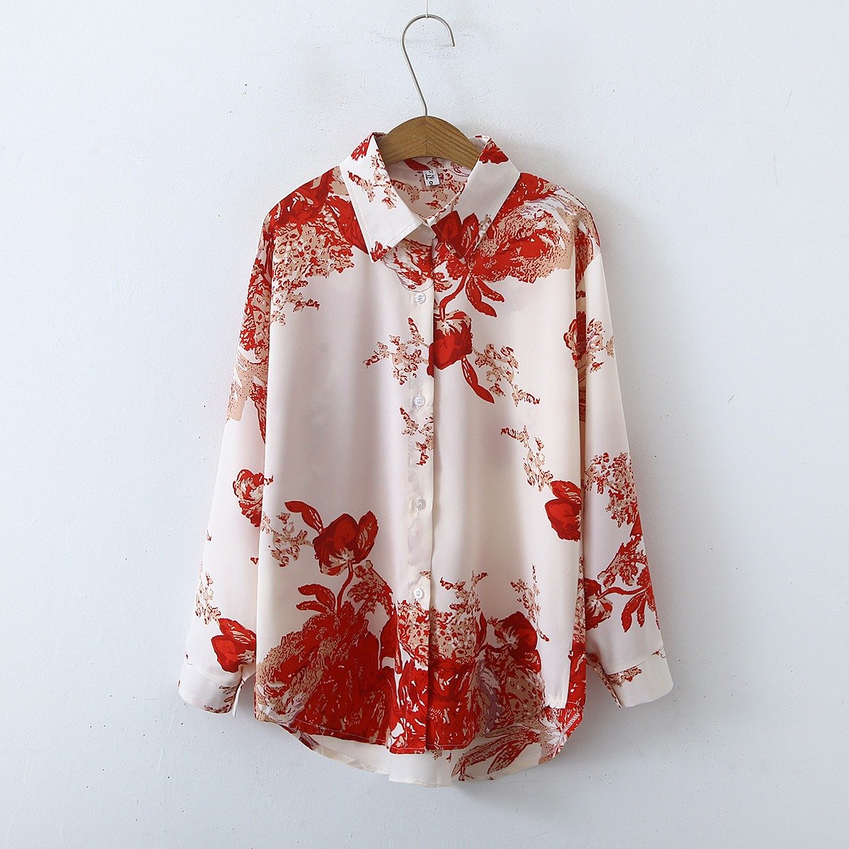 2024 New Korean Retro Digital Print Satin Blouse for Women Long Sleeve Breathable and Button Decorated for Summer Autumn Spring