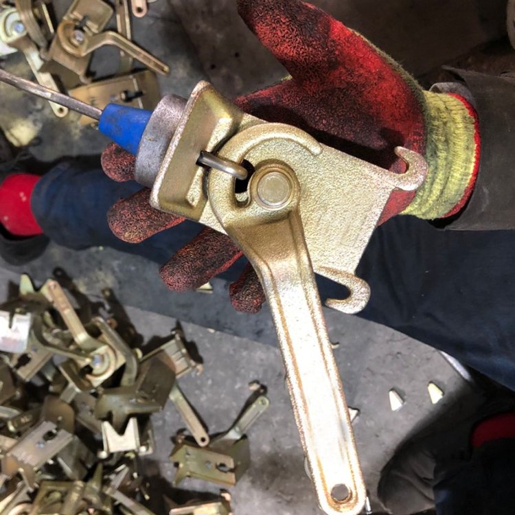 Building moulding Fix Ply lock Waler Bracket/cam