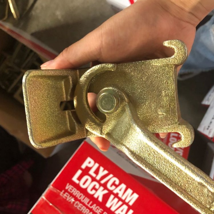 Building moulding Fix Ply lock Waler Bracket/cam