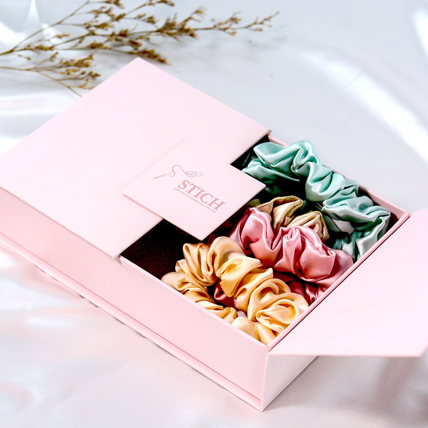 100% Mulberry Silk Scrunchies for Hair Sleep Women Gril Silk Hair Ties for Frizz Breakage Curly Hair