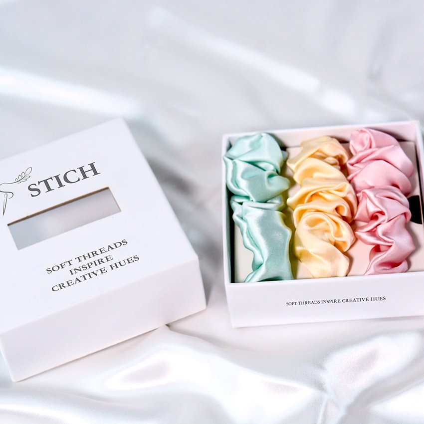 100% Mulberry Silk Scrunchies for Hair Sleep Women Gril Silk Hair Ties for Frizz Breakage Curly Hair