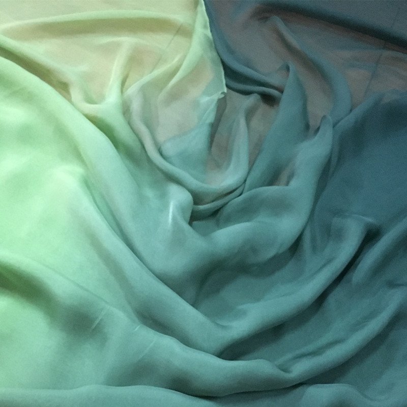 Italian Pure Silk Satin Fabrics Mulberry 100% Ice Green Ombre Fabric Silk 6mm Tie Dyed Silk Chiffon Fabric
