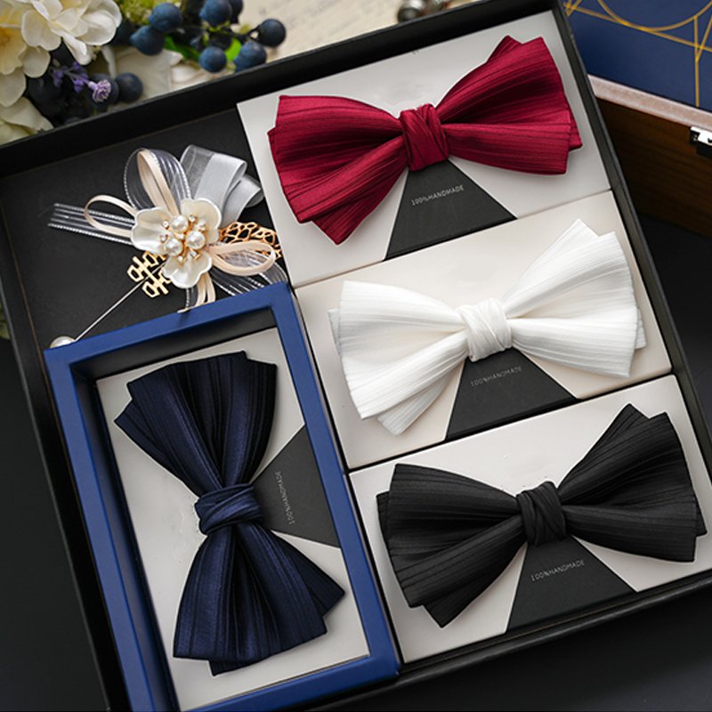 High-end wedding groom groomsmen wine red bow tie mens striped texture festive bow tie