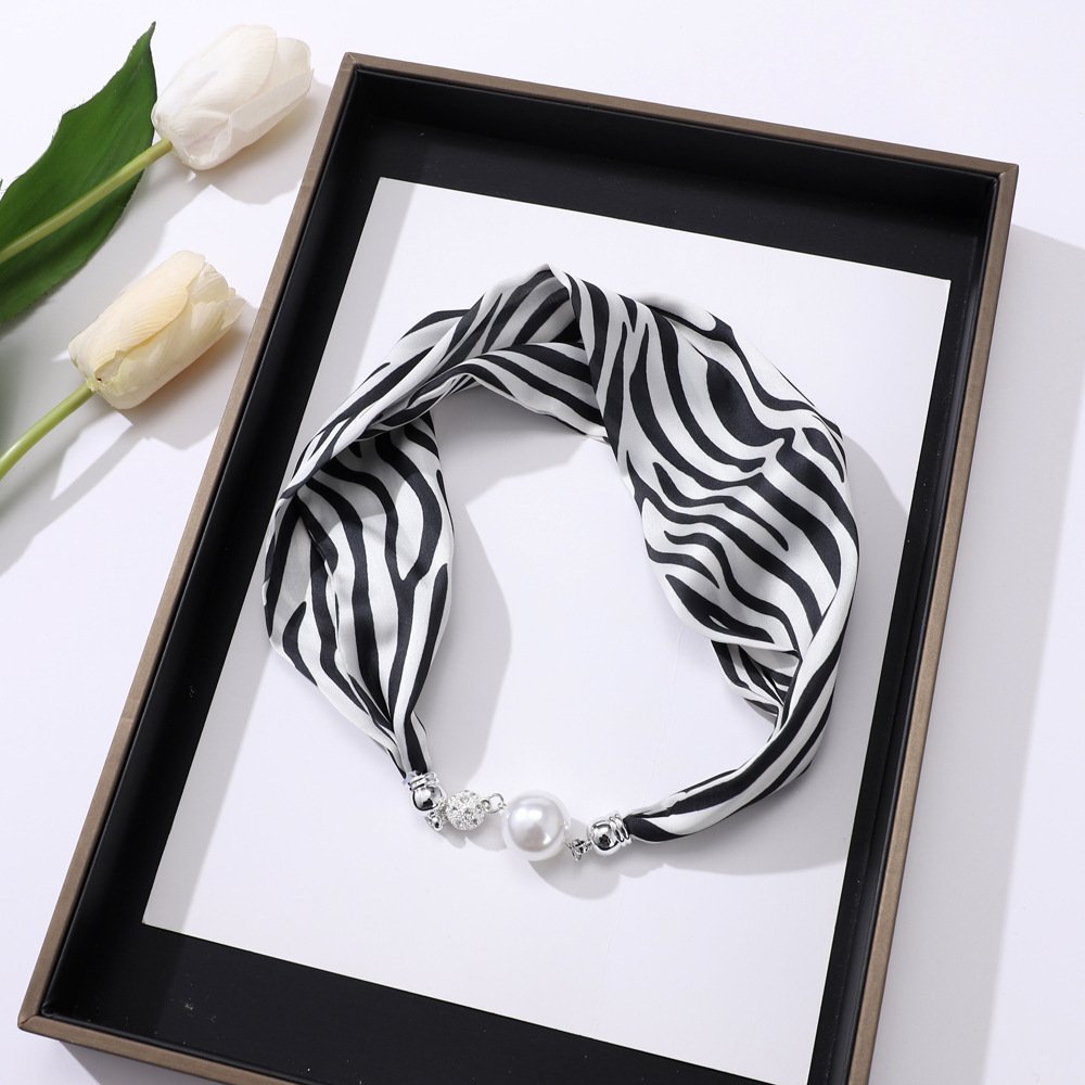 Fancy Girls Silk Print Magnetic Buckle Neck Tie Scarf Women Luxury Necklace Pendant Small Hair Scarf