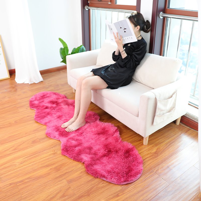 Wholesale faux fur fluffy oval carpets family room fur rug indoor rug made of fur