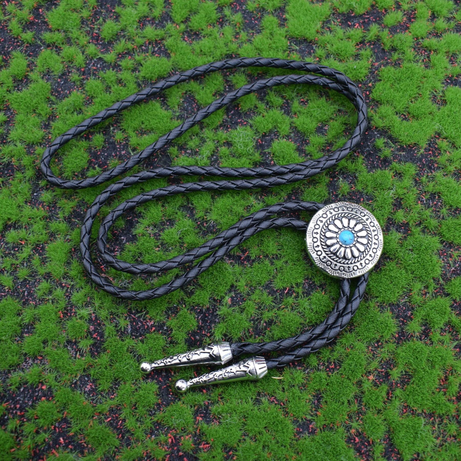 Personality Trend Cowboy Plated Logo Alloy Metal Sunflower Vintage Shirt Chain Polo Neckline Rope Bolo Tie Necklace For Men