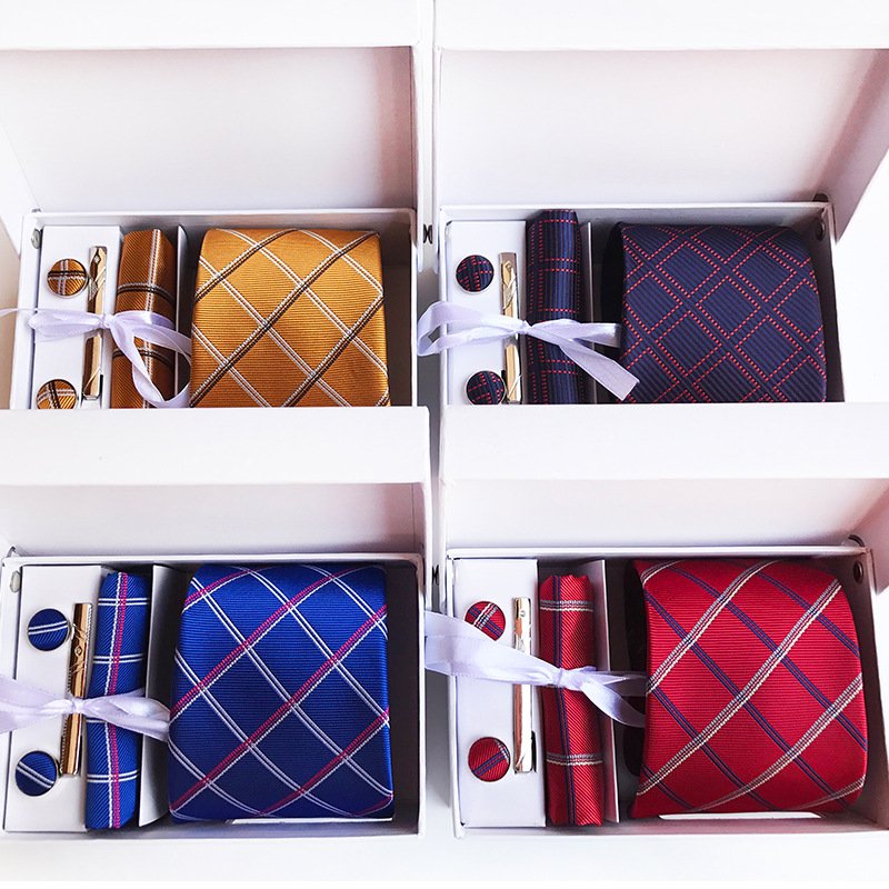 Wholesale Cheap price factory custom silk tie set fashion men tie cufflink hanky tie gift set