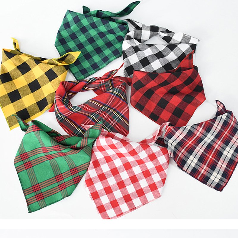 Designer New Plaid Holiday Christmas Dogs Puppy Bandana Kerchief Halloween Durable Fabric Holiday Dog Plaid Bandanas Scarf