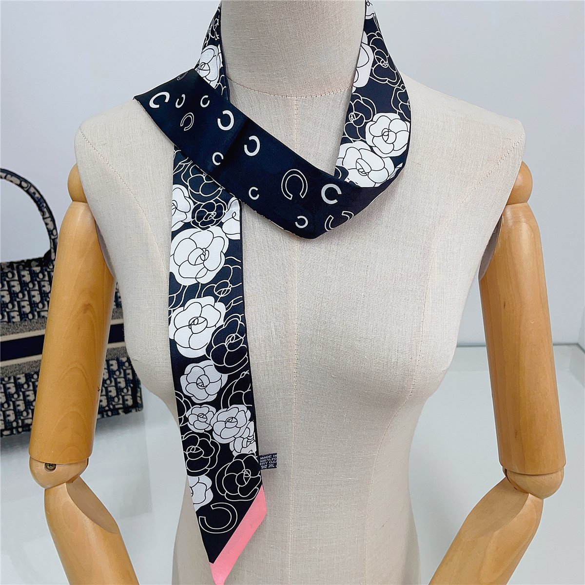 New Design 120*5cm Print Women long Silk Scarf Fashion Head Scarf Brand Tie Bag Skinny Scarf