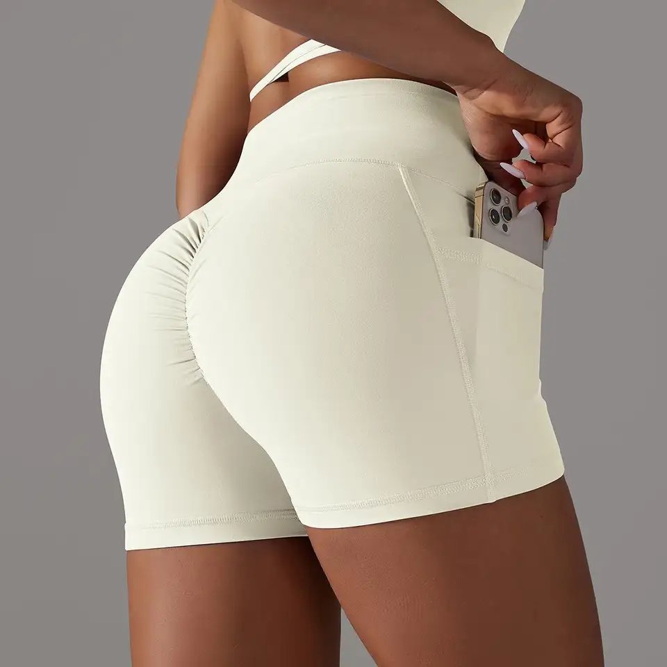 Hot new Women High Elastic Seamless Fitness Shorts Women Gym Outfit Scrunch Butt Fitness High Waist Gym Shorts For Cycling Short