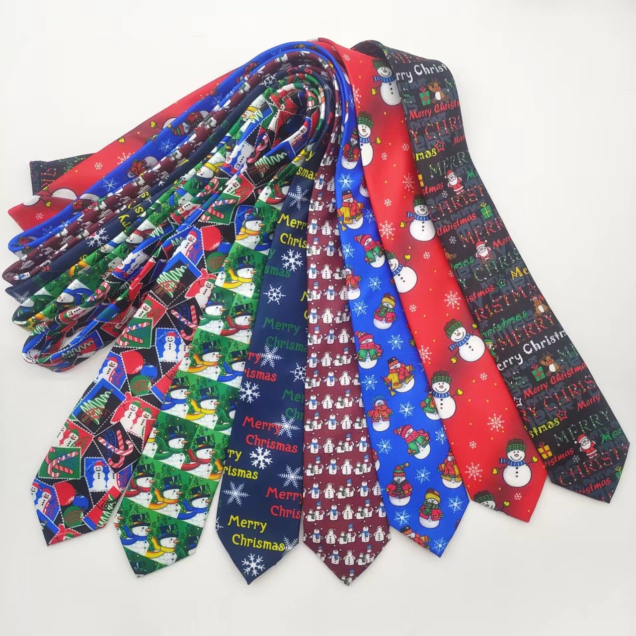 Men's Fashion Santa Claus Neckties Christmas Tree Neck Ties Christmas Ties with Gift Box Tie Polyester Environmentally Friendly