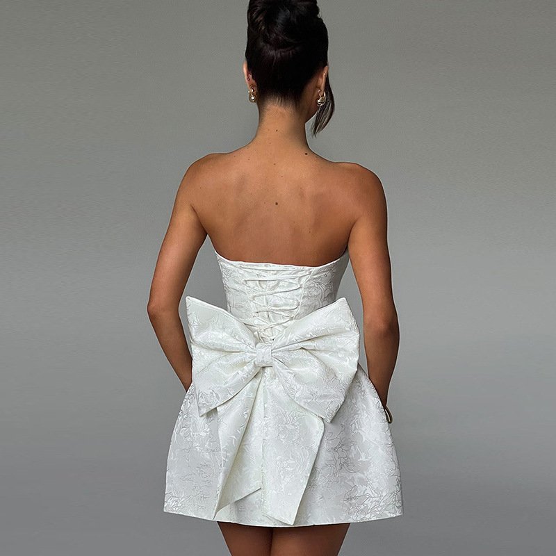 Summer 2024 New Fashion Style Elegant Sexy Jacquard Tube Top Bow Mini Dress Women