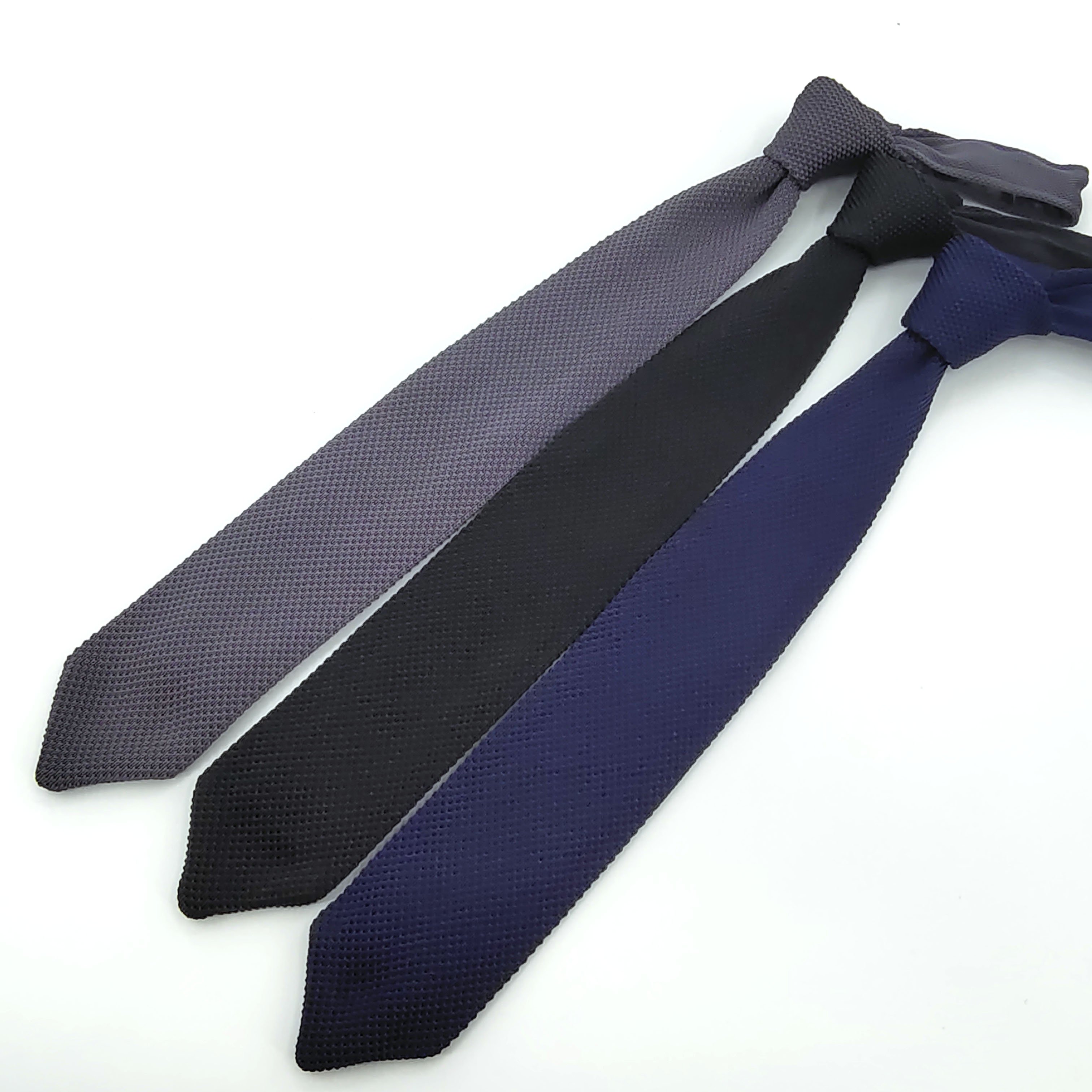 Factory price wholesale solid color knitted skinny necktie custom pattern polyester knitting stripe slim neck tie
