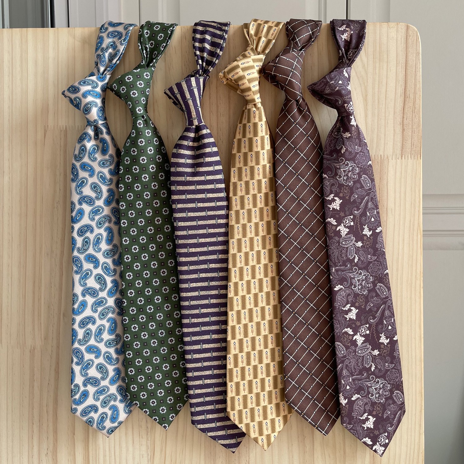 Girls men neck ties vintage 8cm printed korean retro Hong Kong style floral casual neck ties for men silk ties