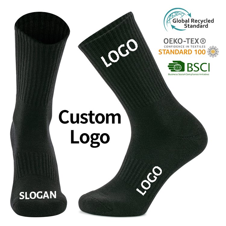 2022 Soxtown OEM Design Custom Logo Men Sport Sock Grip Compression Heated Waterproof Non Slip Socks