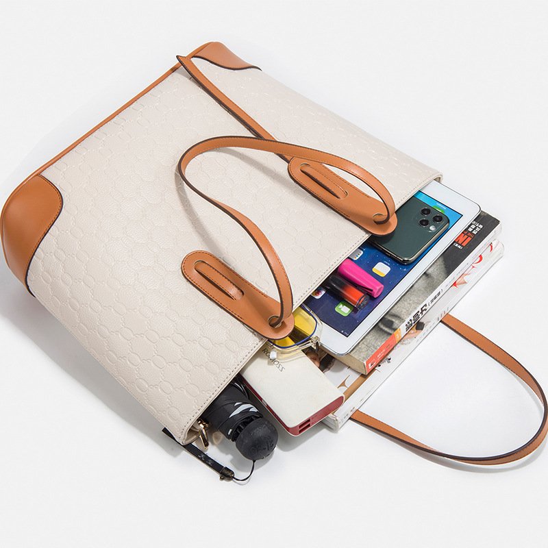 Customized wholesale embossed design handbag shoulder crossbody bag three sets of mother and child bag shoulder bag