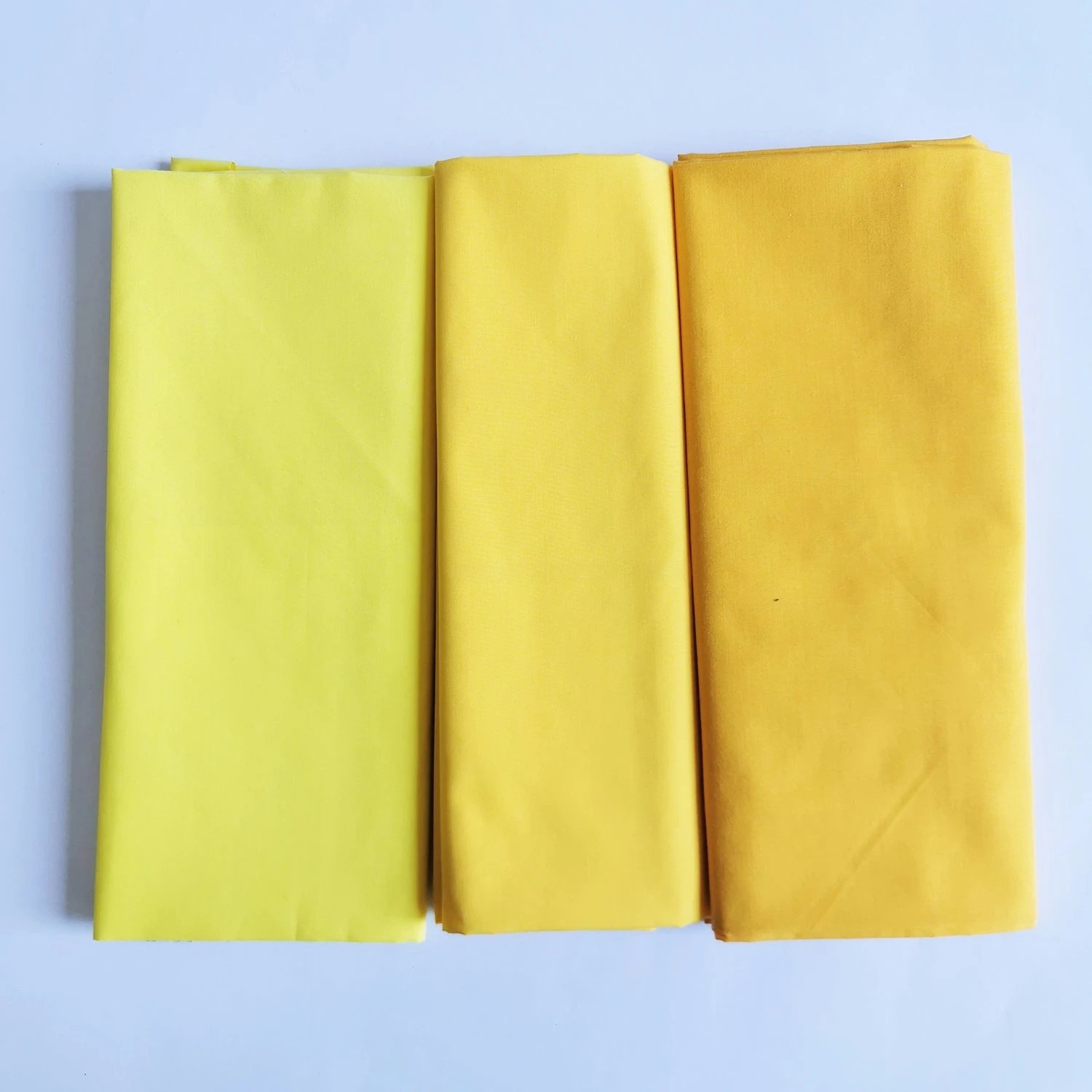 2023 chinese men custom wedding suit polyester and cotton 90/10 110*76 dyed fabric for bedding or pocketing