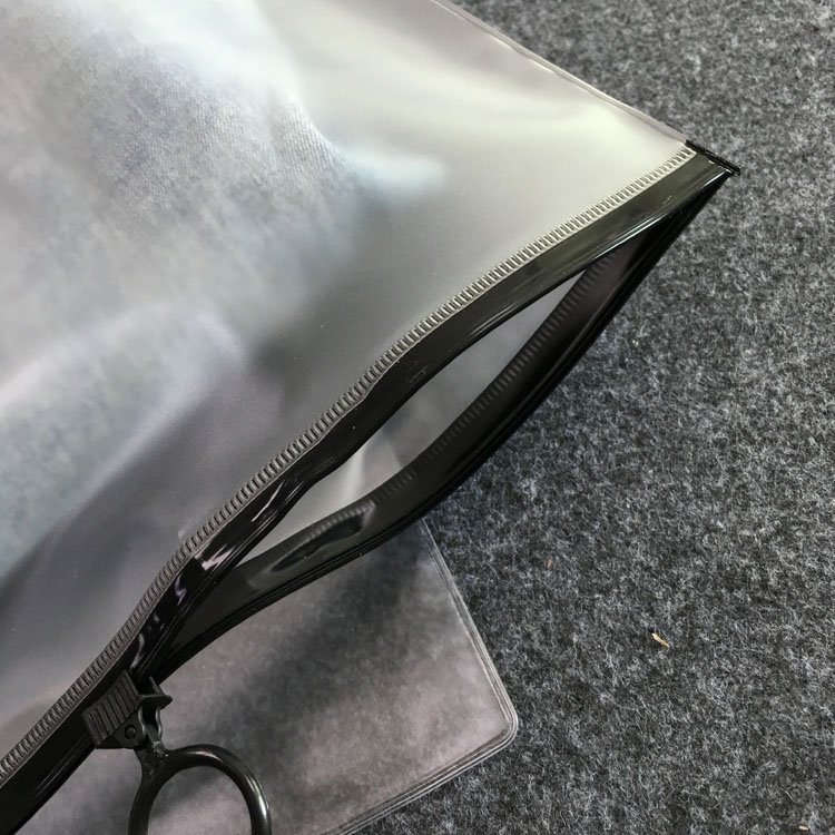 Frosted/ Clear Bag For Clothes With Printing PVC Plastic Zipper Pack Bag With Logo Custom Clothing Packaging Bag